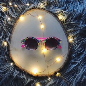 Round-Frame Floral Patterned Sunglasses